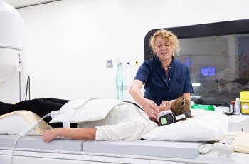 Zweet jij peentjes in die krappe mri-scanners? Dan biedt deze kliniek uitkomst